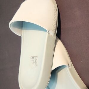 Lululemon Slides